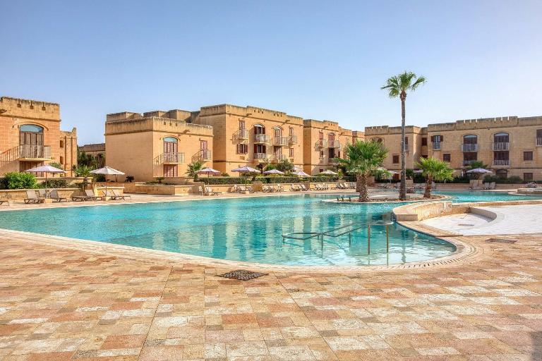 Fort Chambray Gozo 2BDR Apartment - B&B Għajnsielem
