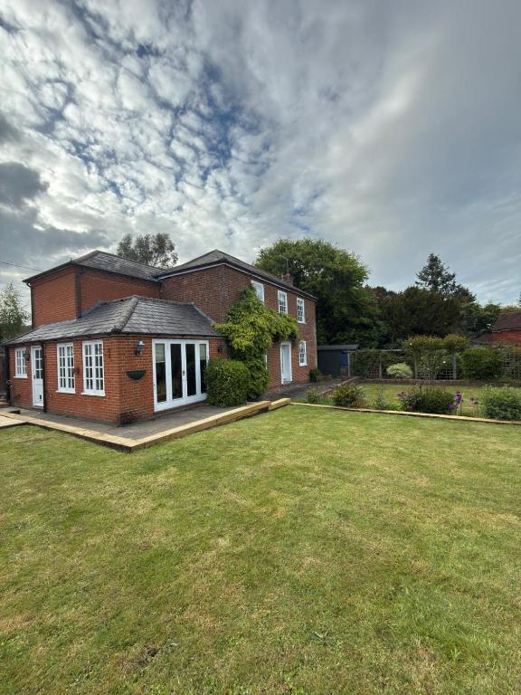 Country House near Deal & Sandwich, Sleeps 7 - B&B Tilmanstone
