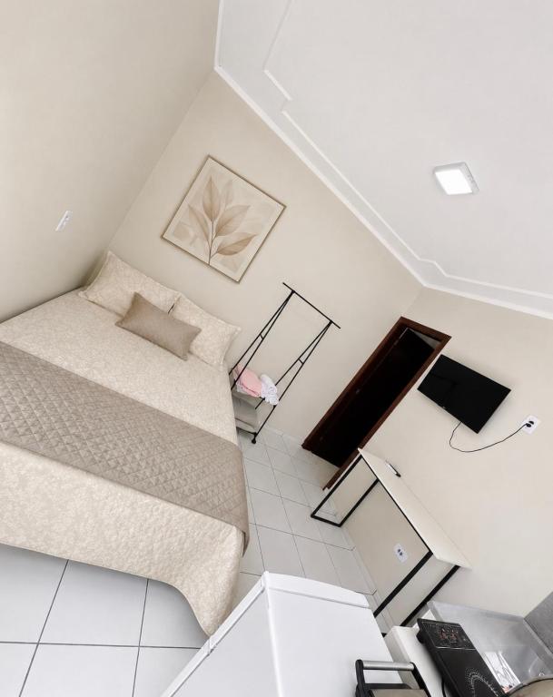 Quarto kitnet n 03 completo, banheiro, cozinha e garagem - B&B Punta Porá