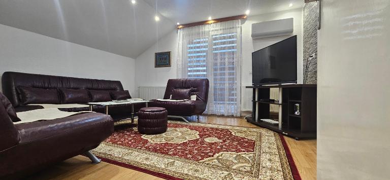 Apartman ADO - Bed and Breakfast Sarajevo