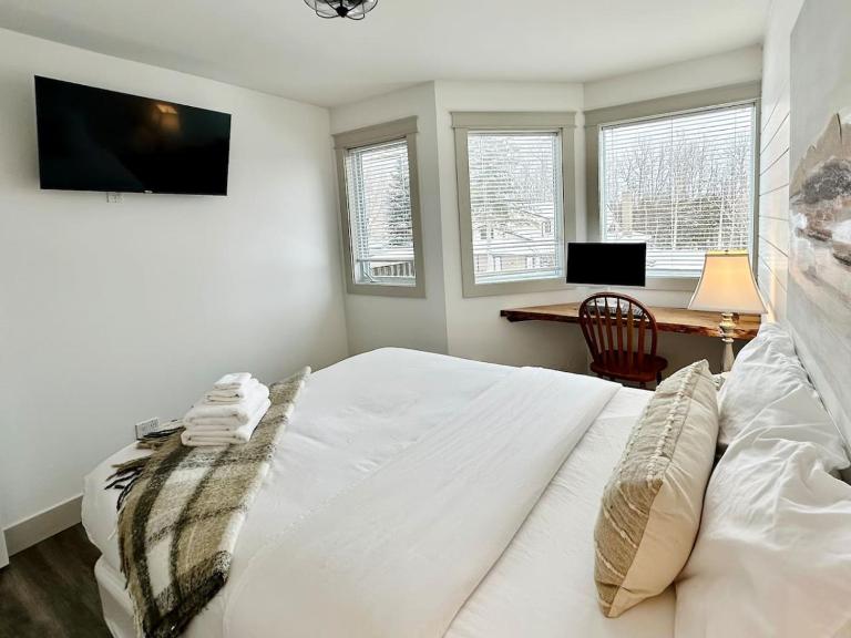 Pony Trail - B&B Collingwood