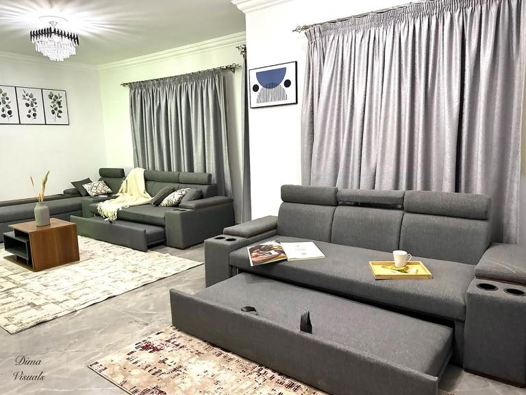 Charming 3 Beds Apartment in elegant Villa Prime Location in Shorouk City - B&B Cairo
