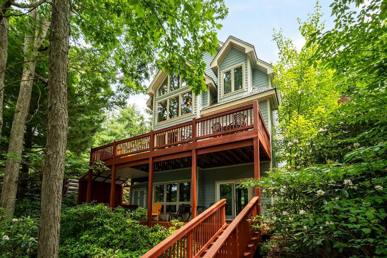 Loch Haven - B&B McHenry