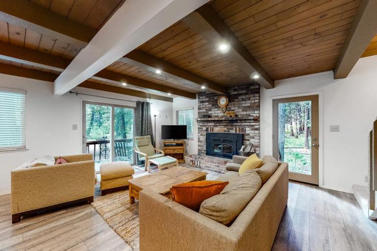 Snowpeak Chalet - B&B Camp Connell