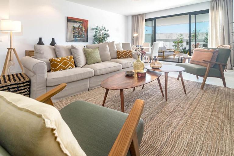 Lme4Bb Sb4Bb- Apotel Las Mesas By Roomservices - Chambres d'hôtes Estepona