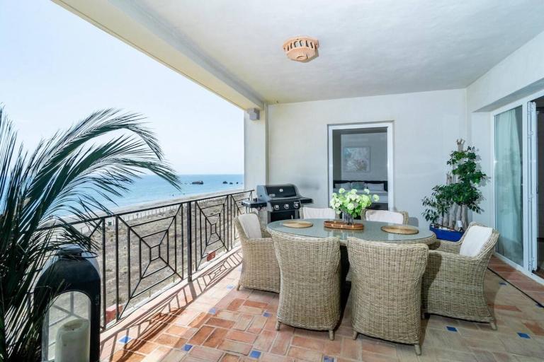 Lap- 3 Bed Apartment On The Beach Families Only - Ferienwohnung Casares