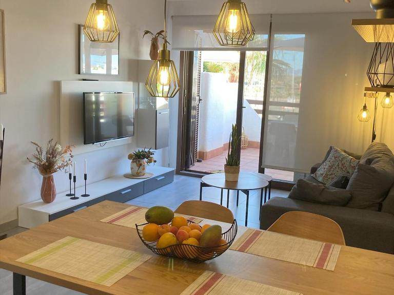 Apartamento acogedor a 200m de la playa con jardín comunitario - ES-376-10 - Chambres d'hôtes Pulpí