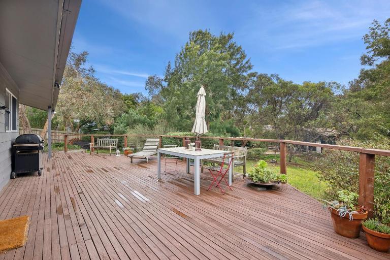 Darlana House - BYO Linen - B&B Anglesea