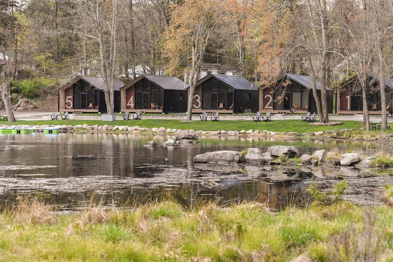 Lakefront cabin - Leisure Lake Resort - B&B Scotrun