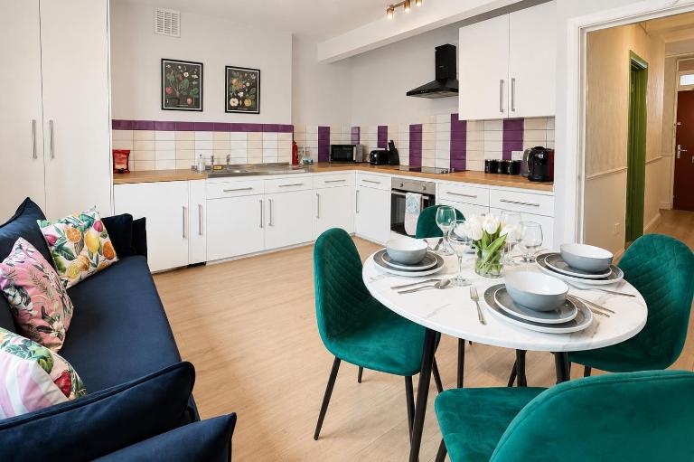 Modern 2-Bedroom flat near Kings Cross, Regents Park & Camden with WiFi, Washer, Dryer - B&B Londres
