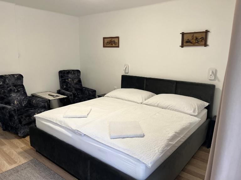 Bartók Apartman - B&B Harkány