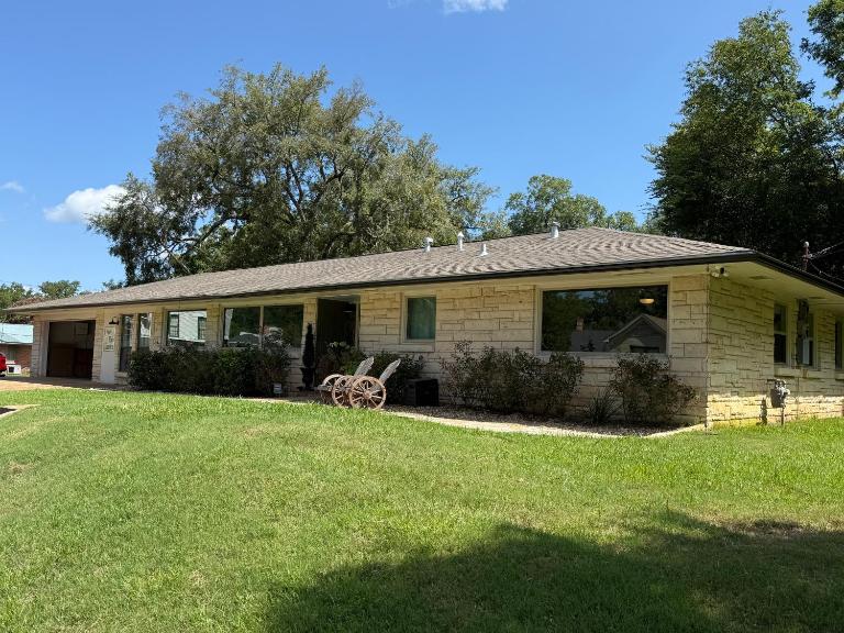 Spacious 4 BDRM 6 BED 2 BA home in Jefferson Yee Haw Haven, a western dream - B&B Jefferson