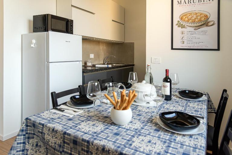 Luminoso Open Space Oceano - Bed and Breakfast Casteldidone