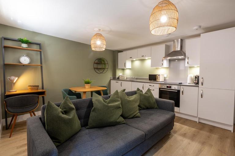 Regency Court - B&B Southampton