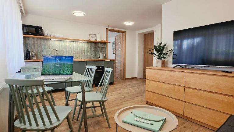 Apartamenty na Rocha blisko Jasnej Góry i A1 - Bed and Breakfast Częstochowa