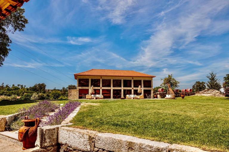 Quinta Linhas da Primavera - Chambres d'hôtes Guimarães