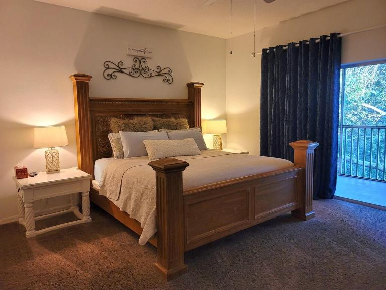 Condo with 2 king size bed & 5 minutes to Disneys - Chambres d'hôtes Orlando