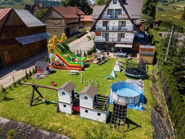 Willa Harnikówka - B&B Białka Tatrzańska