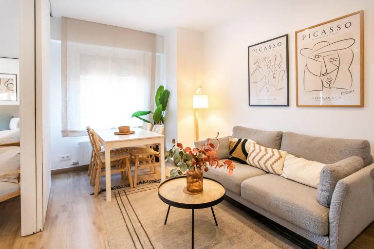 61IND1124- Beautiful apartment near sagrada famili - B&B Barcelona