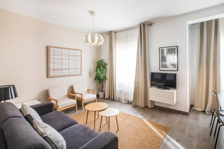 51ind1120- Apartment near Sagrada Familia - B&B Barcelona