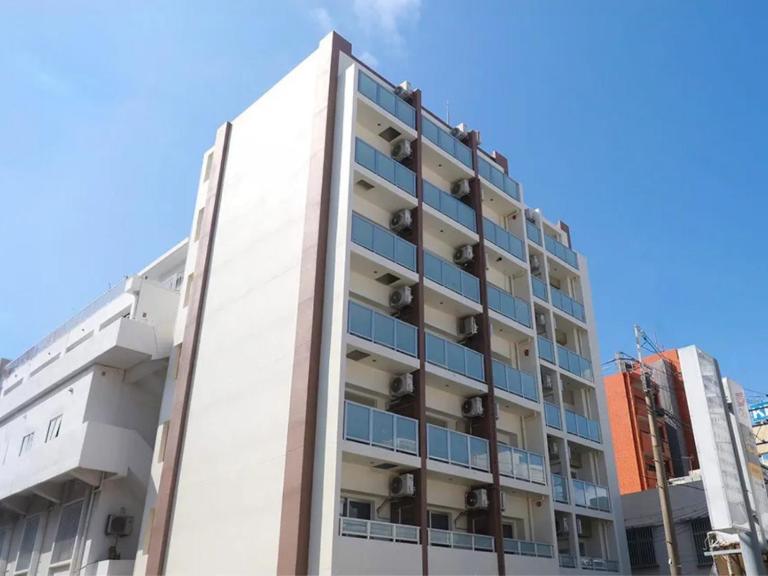 New Normal Hotel in ASAHIBASHIEKI - B&B Naha