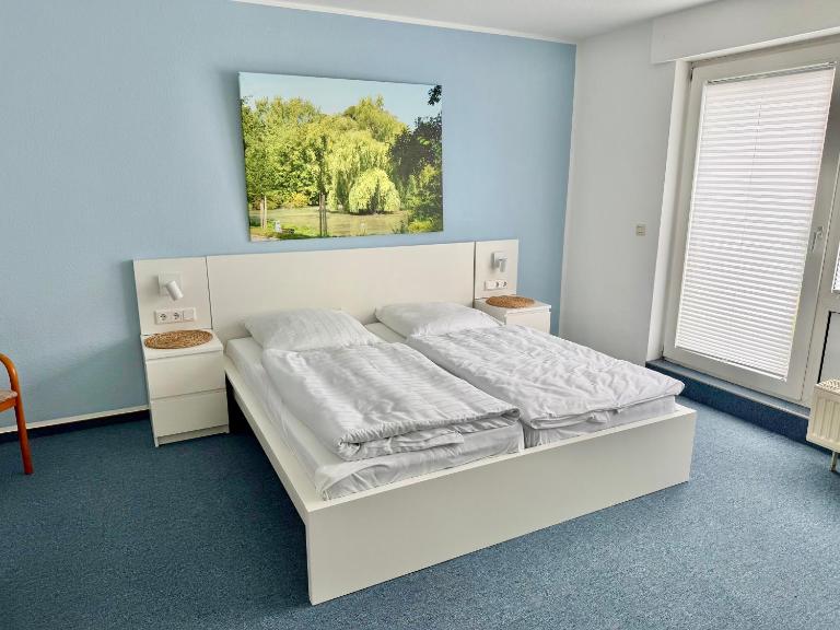 BÖGEMANN Smart Hotel by KS Stays l 24-7 Check-in l ruhig am Wald gelegen - B&B Bad Rothenfelde