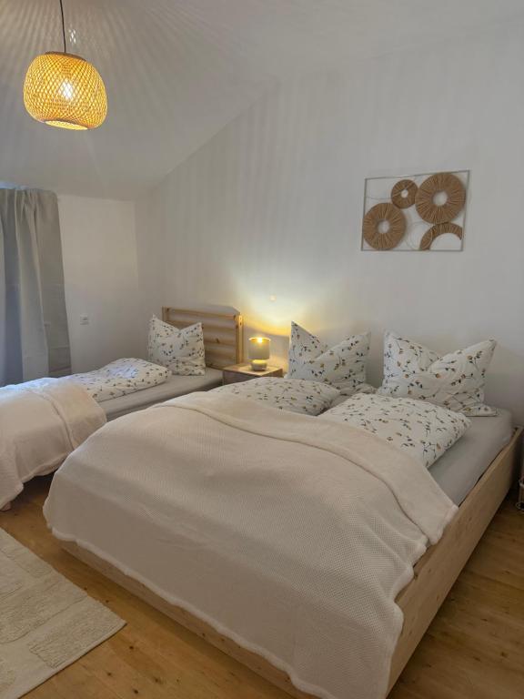 Doppel-Apartment Lorbeer mit Aussicht auf Bio-Hof - B&B Merano
