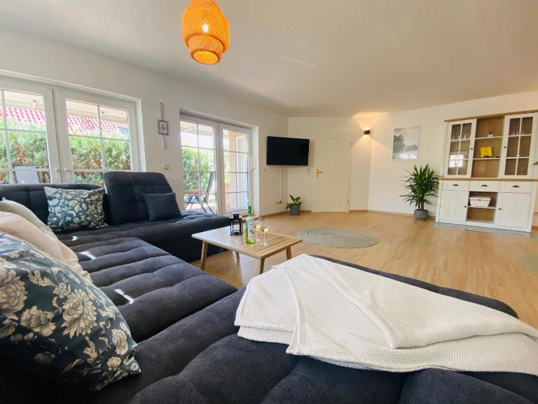 Ferienwohnung Am Steinberg - Ferienwohnung Nauendorf