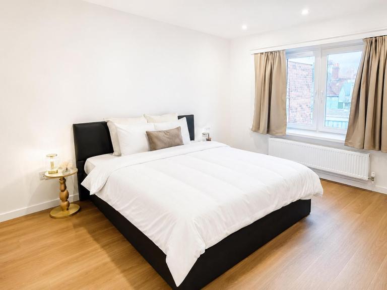 15Min Walk to Ghent Center Stylish 3BR & 1LR Apt - Ferienwohnung Gent