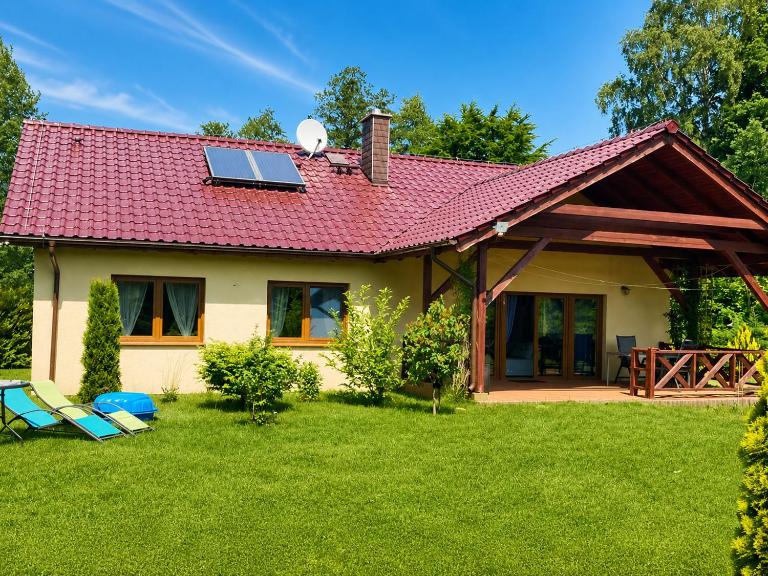 Zaciszny Gaj Sasino Duży Dom i Prywatny Ogród - Ferienwohnung Sasino