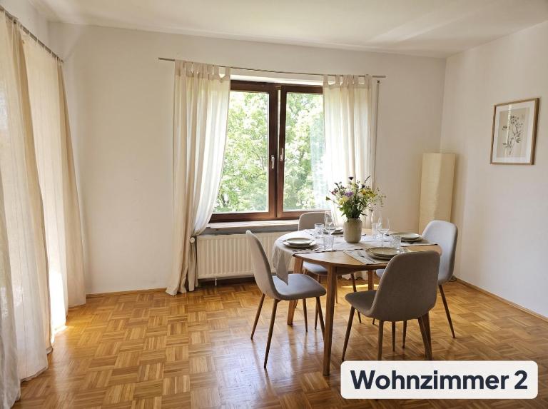 Wohnung am Bergpark ruhig & fußläufig angebunden - Chambres d'hôtes Cassel