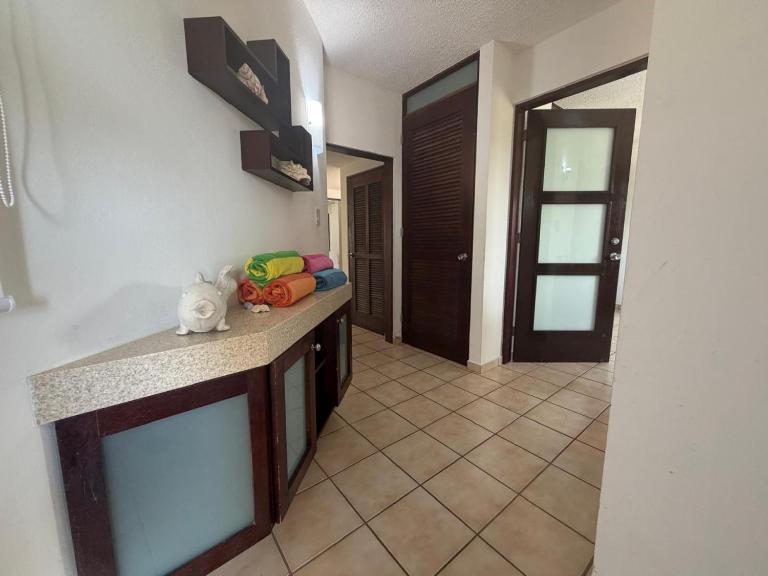 Crescent Beach Apt Ocean View - Bed and Breakfast Humacao
