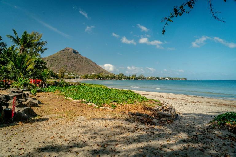 Tama Bay - Modern Escape & Beach Access - Ferienwohnung Tamarin