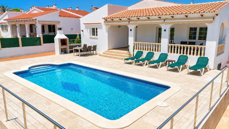Villa Vistamar - Piscina privada, vistas al mar y a 5 min de la playa - Ferienwohnung Cala'n Porter