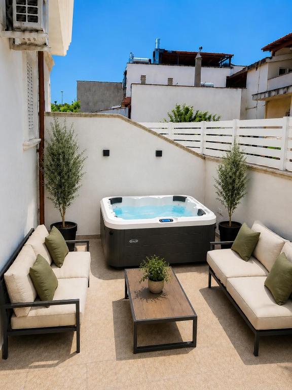Suite Corsano-Luxury Home with private Jacuzzi - Chambres d'hôtes Corsano