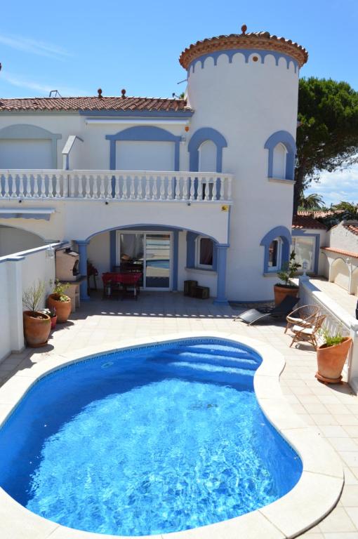 Raquel Koky - Chambres d'hôtes Empuriabrava