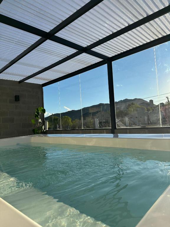 AROMA DEL POTRERO Mini PISCINA jacuzzi CLIMATIZADA CUBIERTA - Bed and Breakfast Potrero de los Funes