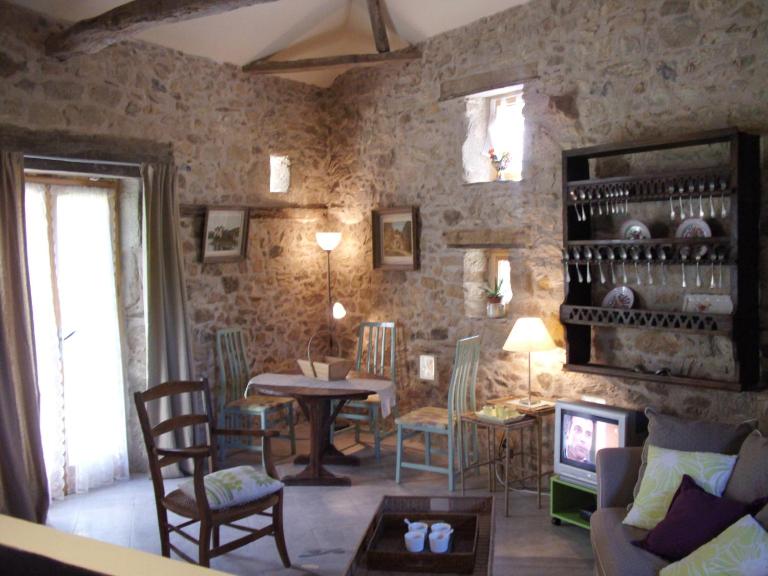 La Belle Poule - SEBRIGHT - B&B Villefranche-de-Rouergue