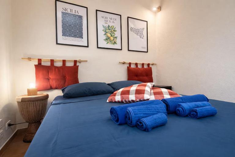 Cifalino - Full Cozy Apartment with Wi-Fi in Catania - B&B Catania