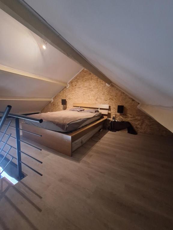 Chambre cosy dans les combles - Chambres d'hôtes Sprimont
