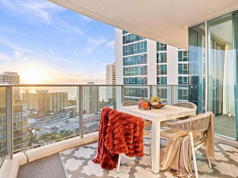 Vogue Suite Surfers, 2BR Ocean View, Hilton Boulevard - B&B Gold Coast