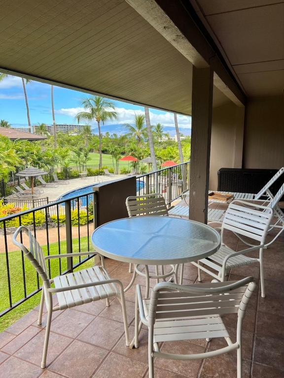 Kaanapali Condo, Pool View Lanai, Black Rock Beach, Maui Eldorado C202 - B&B Lahaina