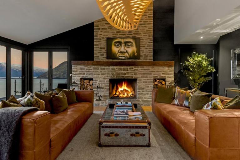 Matakauri House by MajorDomo - Stylish Four Bedroom Villa - B&B Queenstown