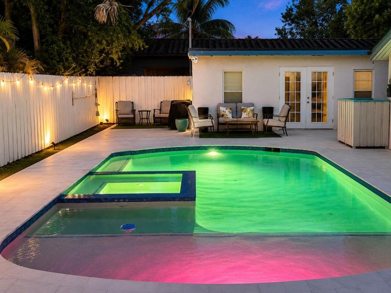 Luxury 3BR Heated Pool & Hot Tub Near Beach - B&B Plantation