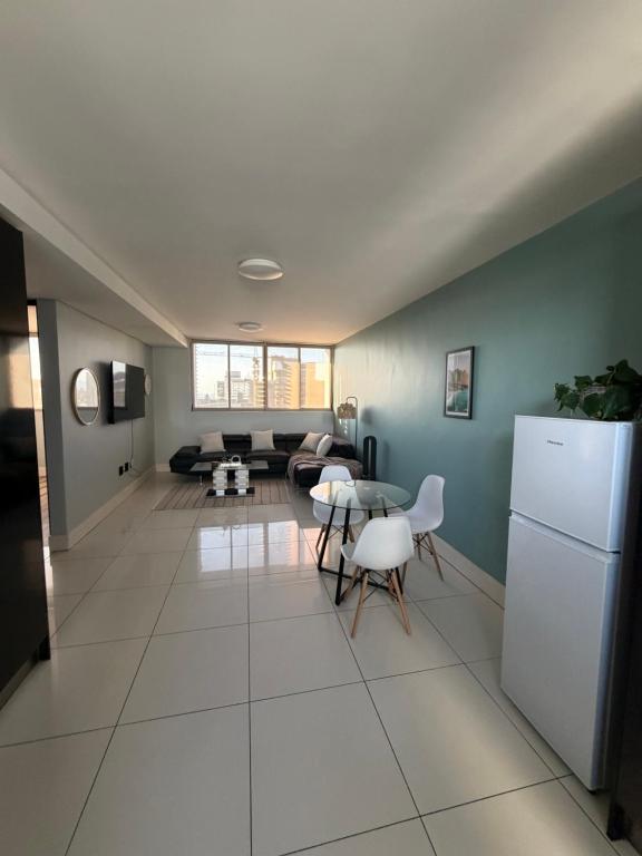 Joy's Stay - 77 on Independence - B&B Windhoek