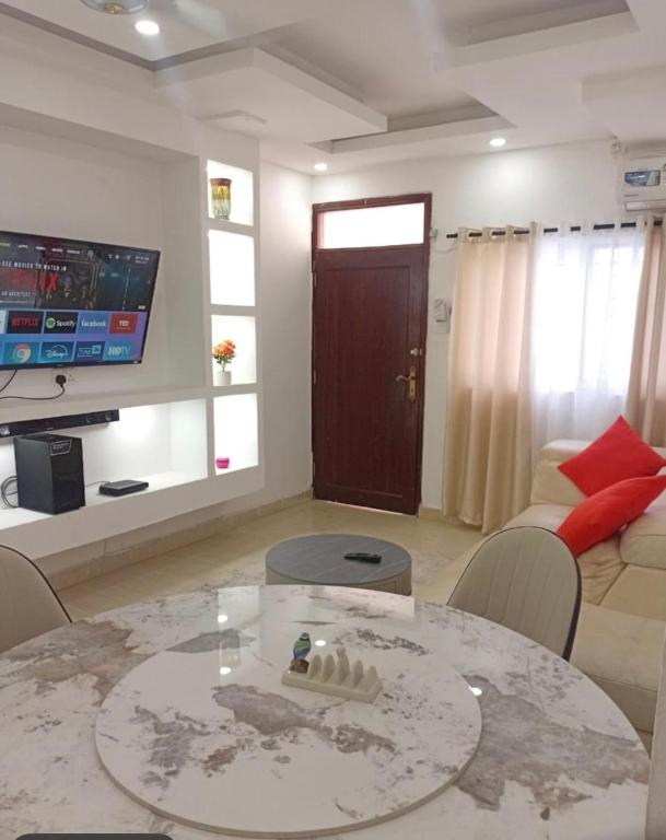 LILIUM apartment - Ferienwohnung Mombasa