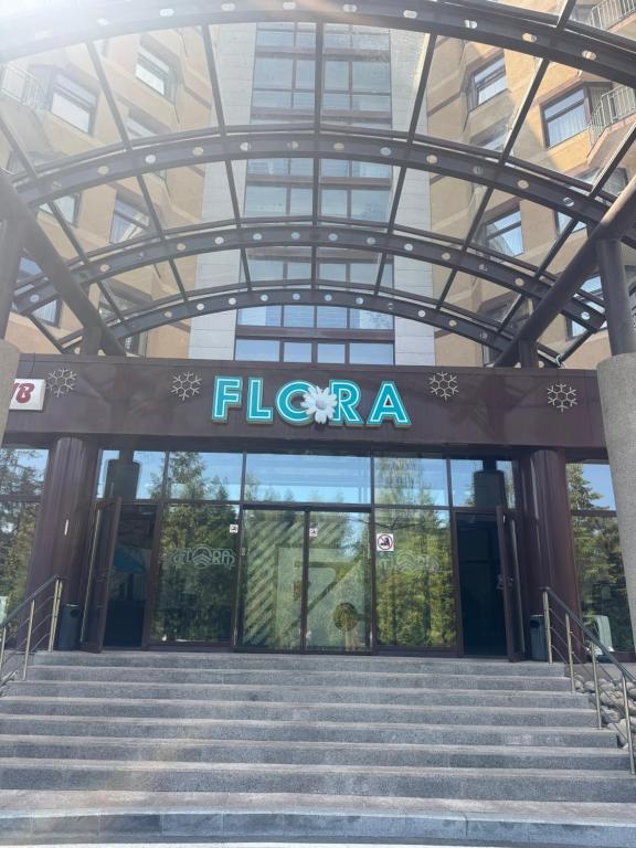 FLORA Apartment Hotel STUDIO 411 - Bed and Breakfast Borovets