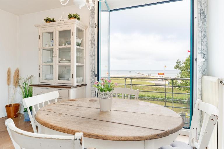 Dorfring 36 Albatros - Bed and Breakfast Stein