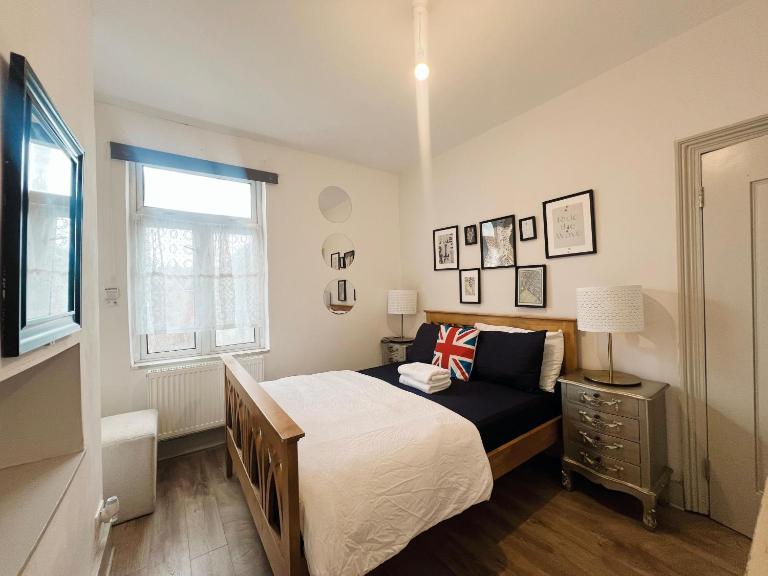 Surrey Quays house -15 mins to central london - B&B Londres