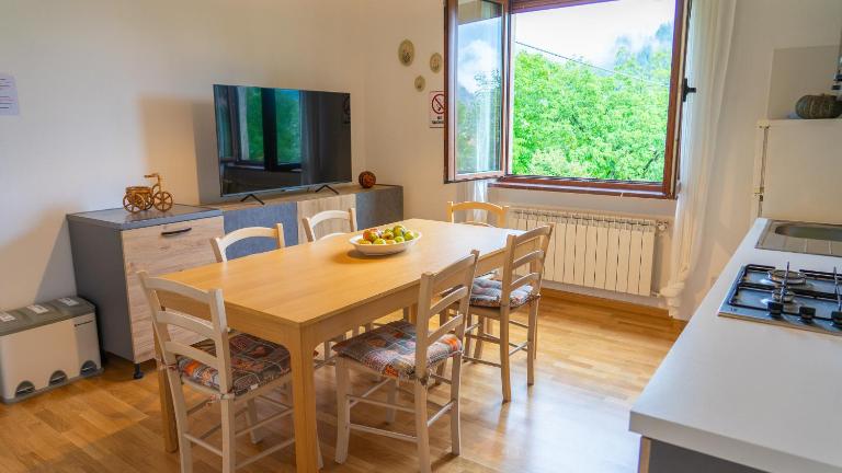 Spazio 76 - charme e relax nel cuore di Arta Terme - B&B Arta Terme